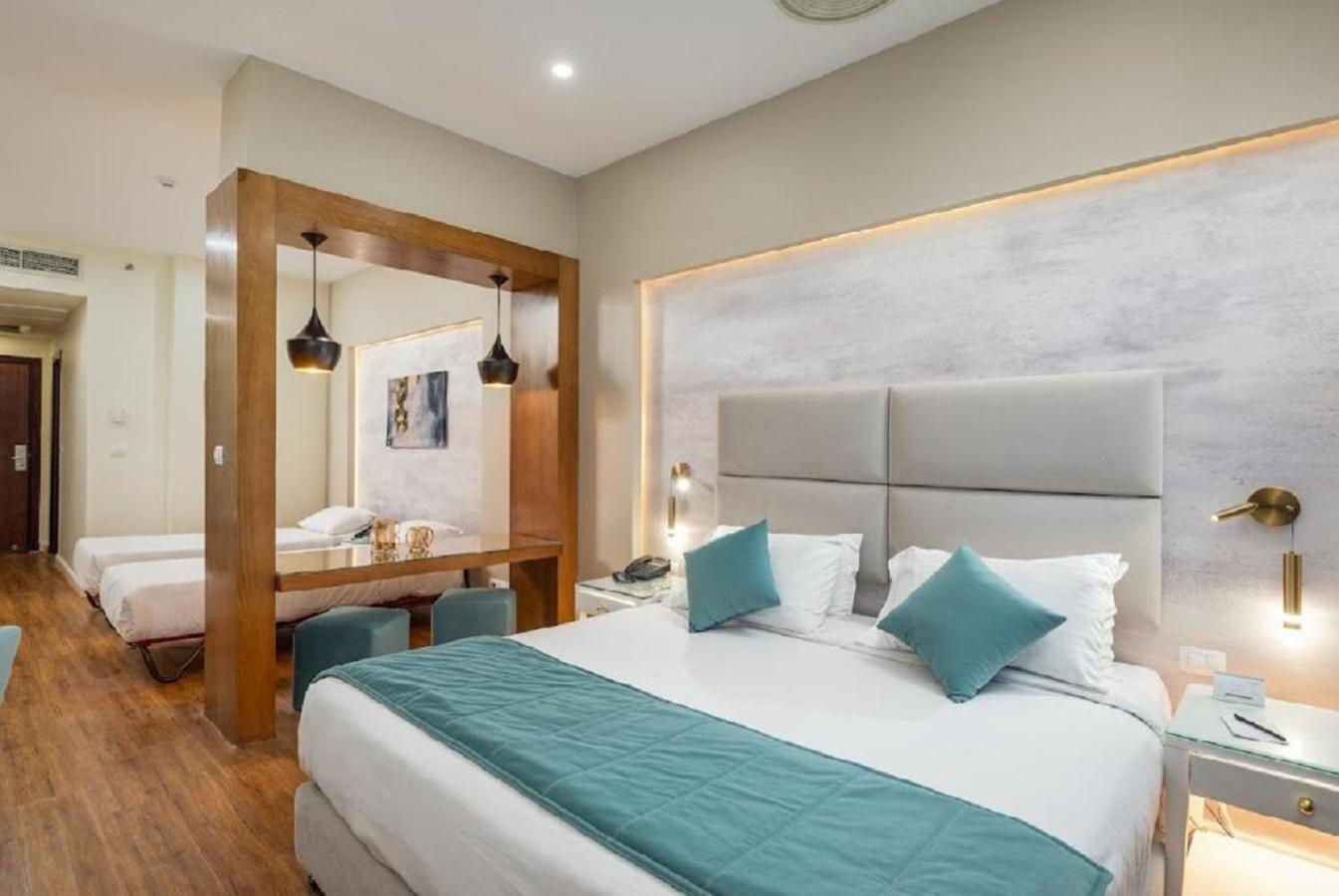 Tolip Family Park Hotel Cairo Exterior foto Deluxe Room